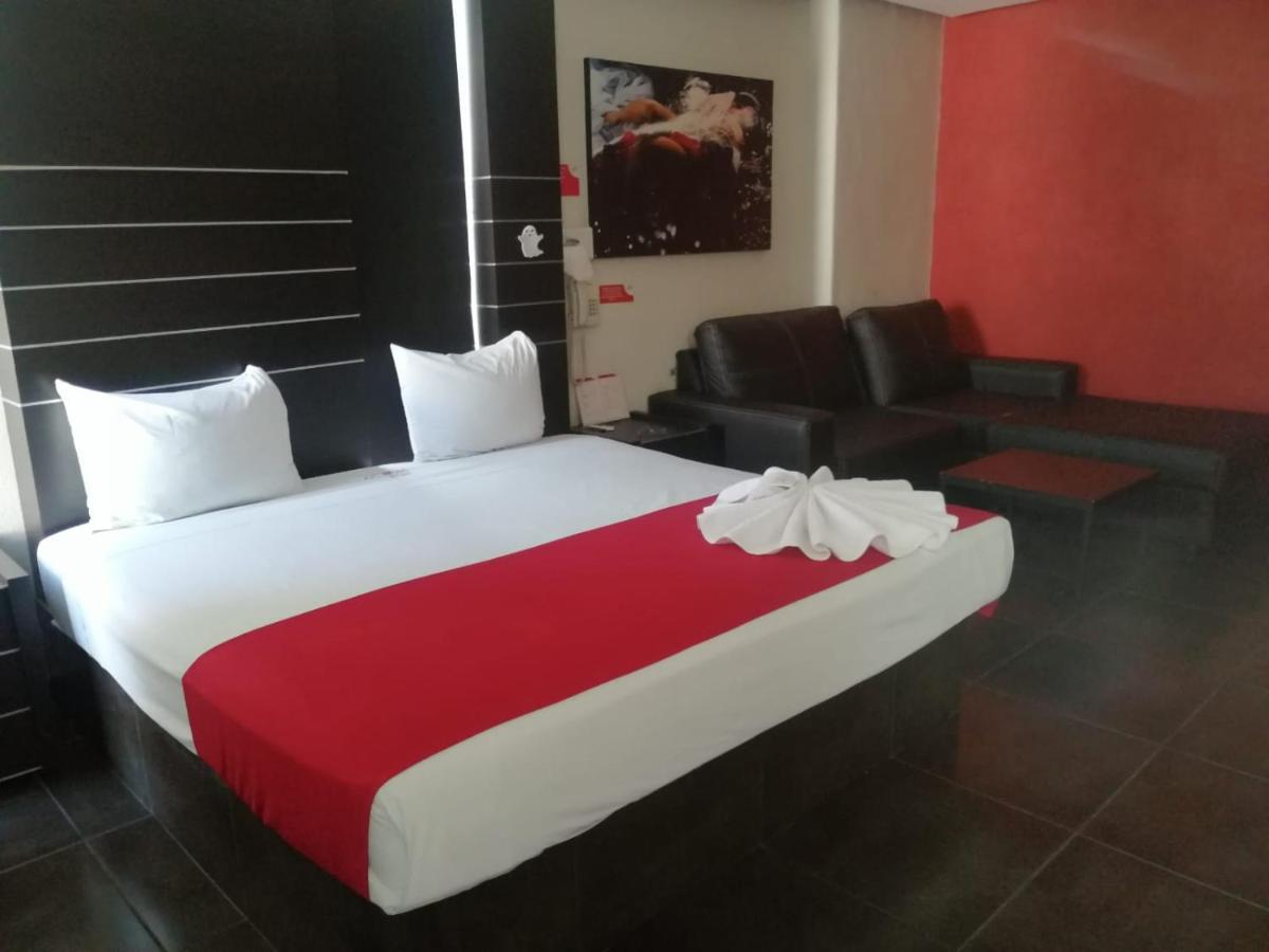 Auto Hotel Las Maravillas Santa Cruz Xoxocotlán Kültér fotó