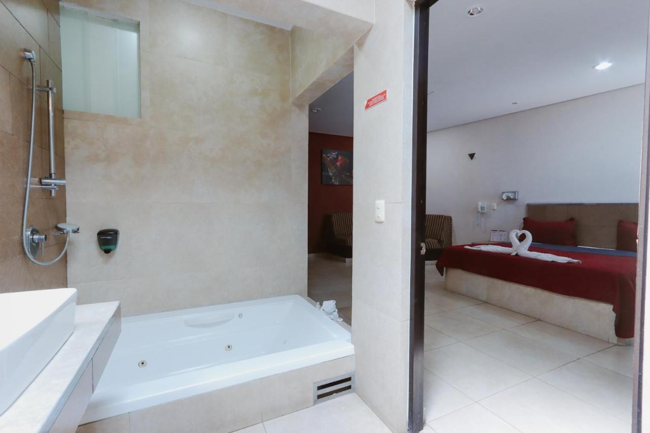 Auto Hotel Las Maravillas Santa Cruz Xoxocotlán Kültér fotó